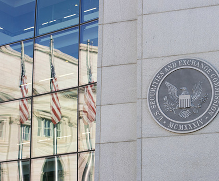 Crypto Lawyers Eye SEC Decision to Dismiss Ripple Execs' Civil Charges