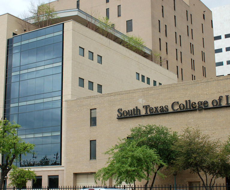 South Texas College of Law Houston and Other Independent Law Schools Standalone Graduate Schools Team Up to Build Lobbying Muscle