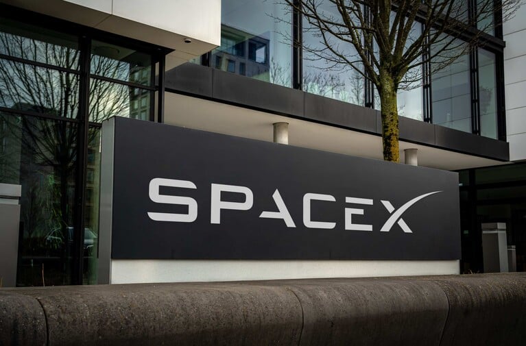 Delaware Supreme Court reverses $16M fee award in SpaceX investment case