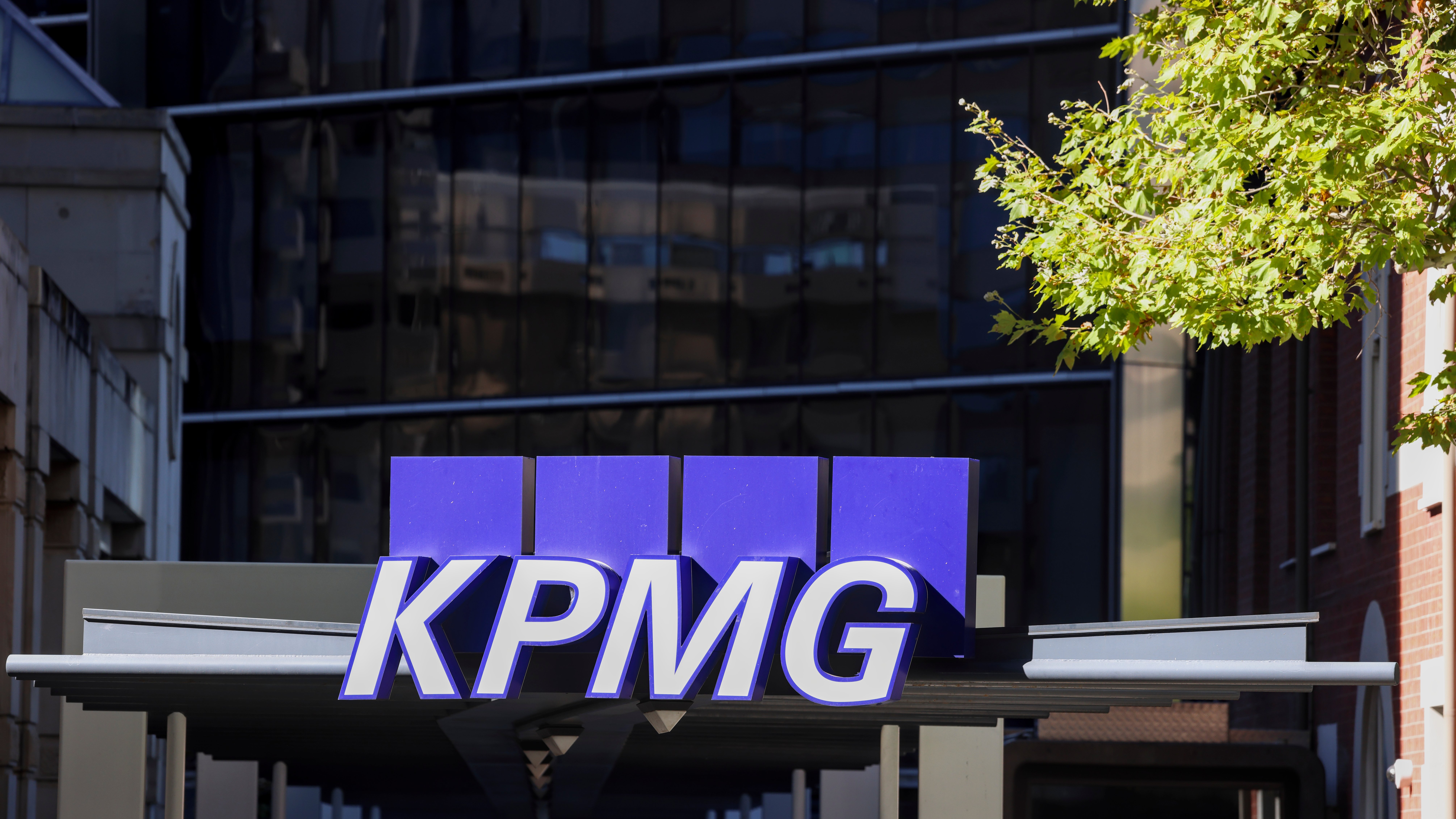 Ashurst and Australian Firm Allens to Testify at Official Inquiry Into KPMG Scandal