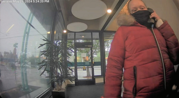 Suspect Robs $4,500 From an Oregon Credit Union Using Its ITM