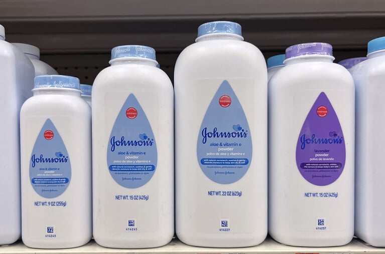 Los Angeles Jury Awards $32M in Talc Trial Against Johnson & Johnson Image