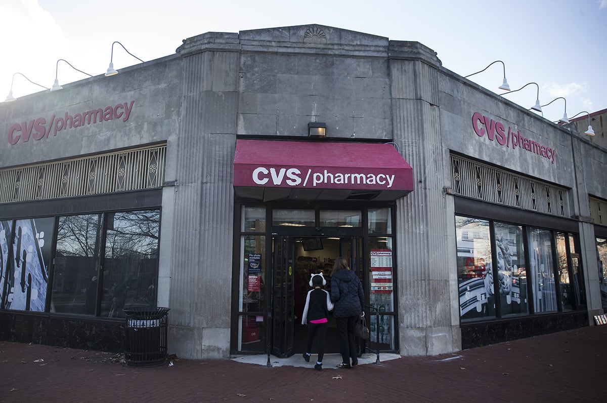 CVS Eyes Big Bond Sale as It Buys Back Debt