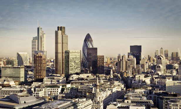Davis Polk promotes first UK qualified London associate to partnership
