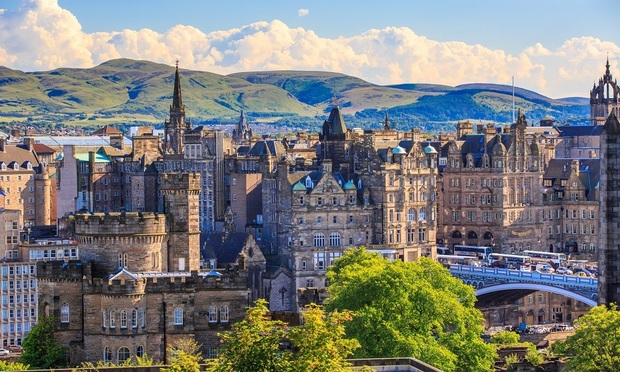 Clydes Loses Five Strong Private Client Team to Edinburgh Firm