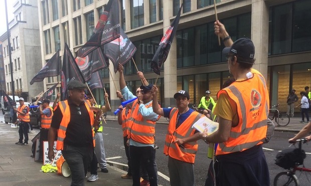 Cleaners Protest At Addleshaw Goddard