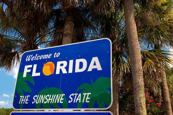 Welcome to Florida sign board.