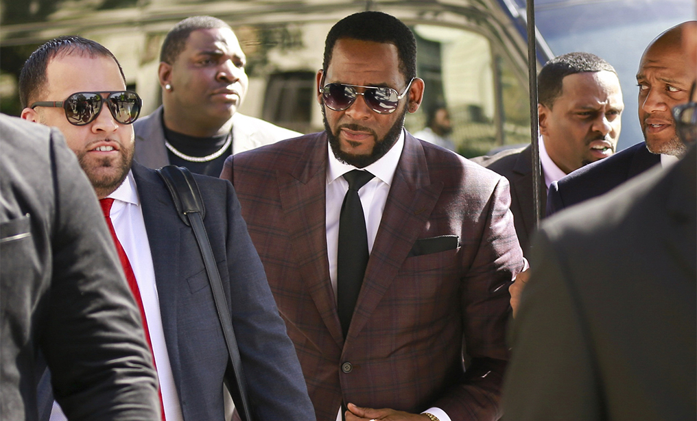 Singer R Kelly Pleads Not Guilty to Sex Abuse Charges in Brooklyn Federal Court