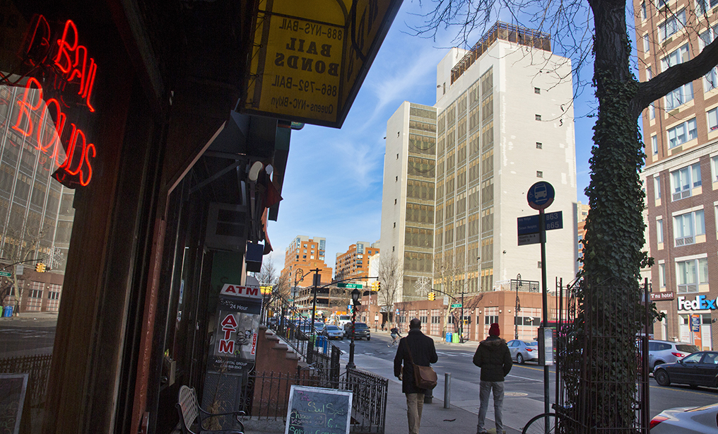 Brooklyn Detention Center facility, center, sits along Atlantic Avenue in New York. Gov. Cuomo and moderate Democrats in the state Senate want to make changes to the bail law, but those suggestions have run into stiff opposition from Assembly Democrats. Photo: Bebeto Matthews/AP