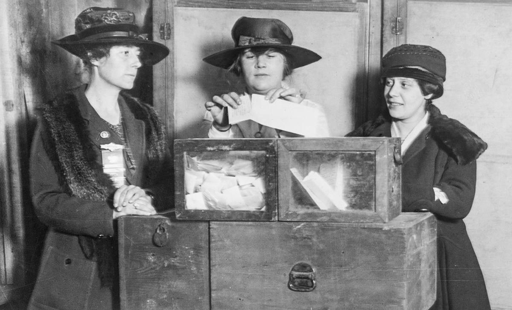 Suffragists casting votes in New York City after the passage of the 19th Amendment. (Photo: Library of Congress)