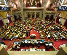NY Legislators Advance Amendment That Would Enshrine Women's Reproductive Rights in State Constitution