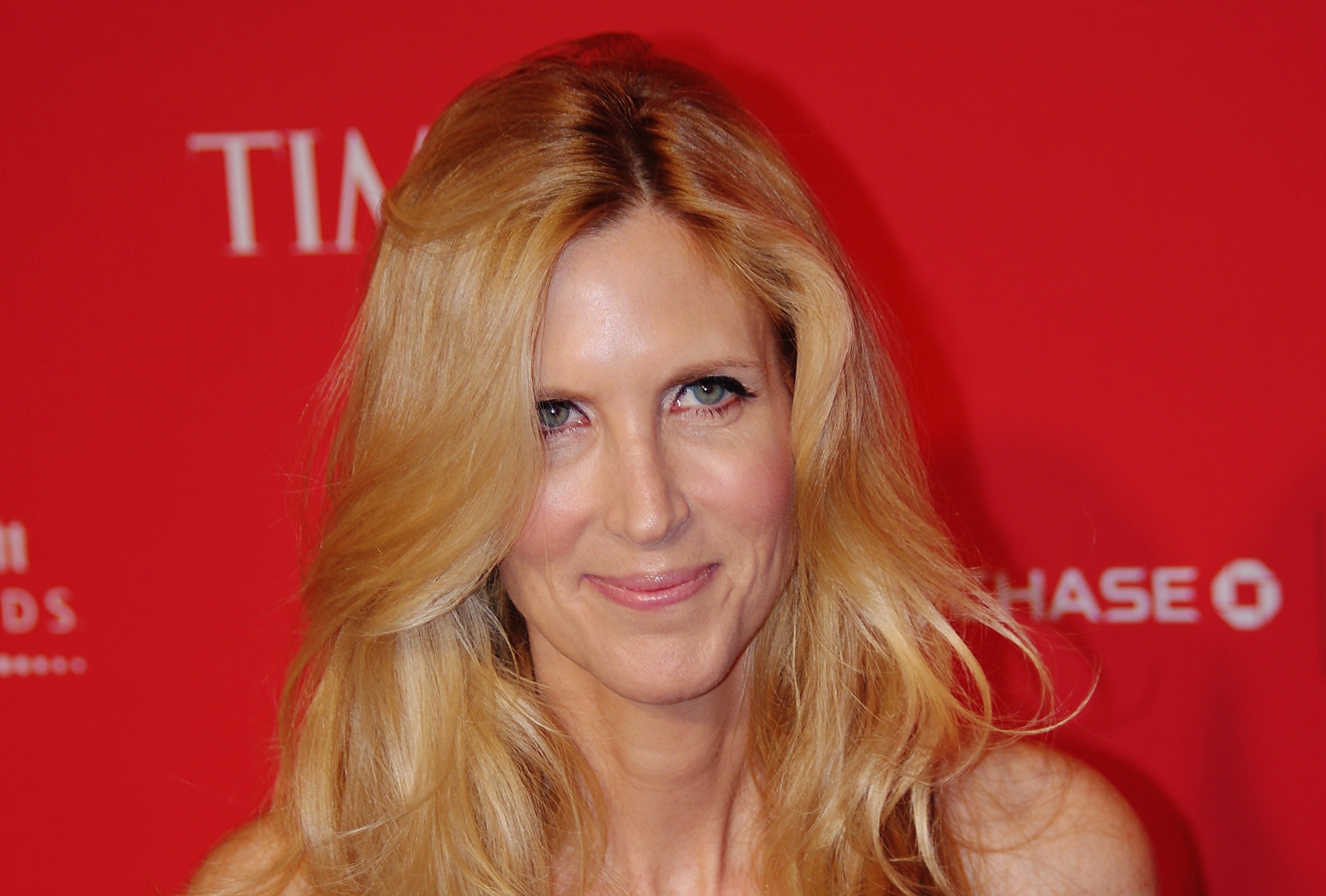 Coulter's Tweet on Immigration Fight Brings Holiday Traffic to Tribune