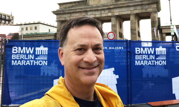 GrayRobinson's Peter Quinter Completes Berlin Marathon