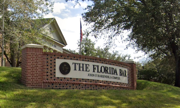 Florida Lawyer Strips Naked in Bar: 'She Got Really Drunk Took Her Clothes Off ' Police Say