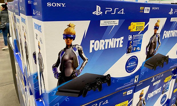 Game Over Fortnite Player's Mom Sues Sony After 1K in Game Purchases in 24 Hours