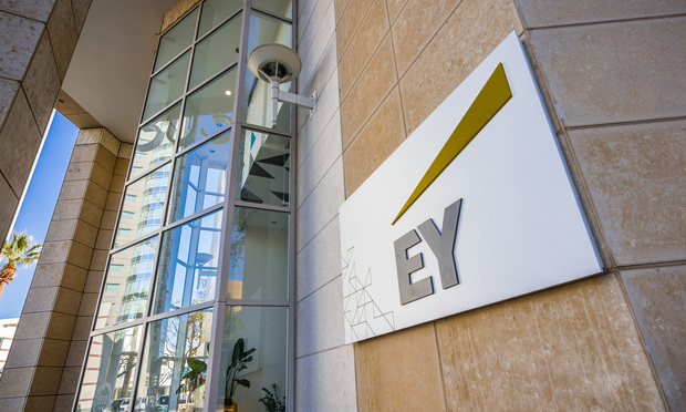 EY Law Appoints First Ever UK Legal 'Transformation' Head