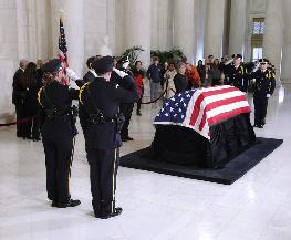 Justice O'Connor Lies in Repose at US Supreme Court