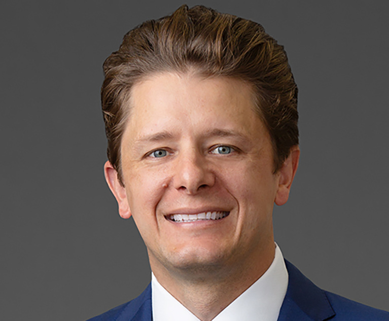 Sidley Hires Partner in Houston Who Led Akin's US Oil and Gas Practice