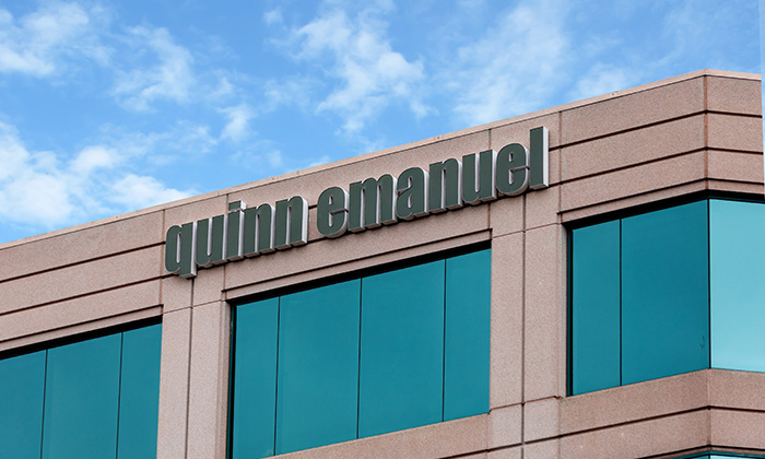 Quinn Emanuel sign, logo(