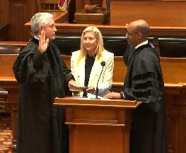 High Court Installs New Chief With Thanks Applause and Laughter at the Capitol