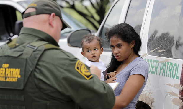 A Week in South Texas Aiding Refugees: Hogan Lovells Sends Team to an ICE Detention Center