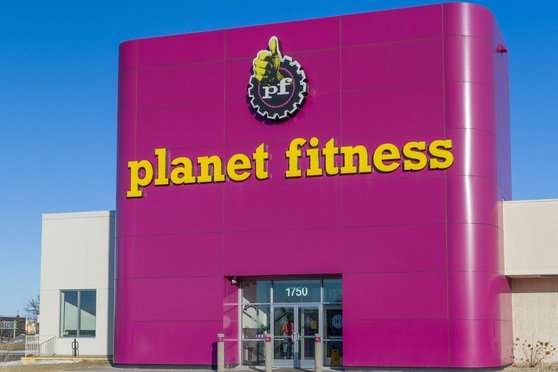 Planet Fitness Faces Multimillion Dollar Class Over Text Ad Offering Free Bottle of Water