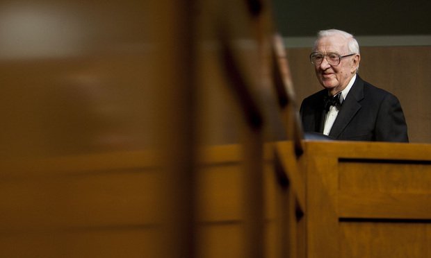 Justice John Paul Stevens Dies At 99 Remembered for 'Kindness Humility Wisdom and Independence'