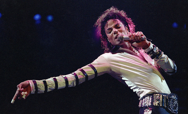 Quincy Jones Awarded 9 4M in Royalties From Michael Jackson's Production Co
