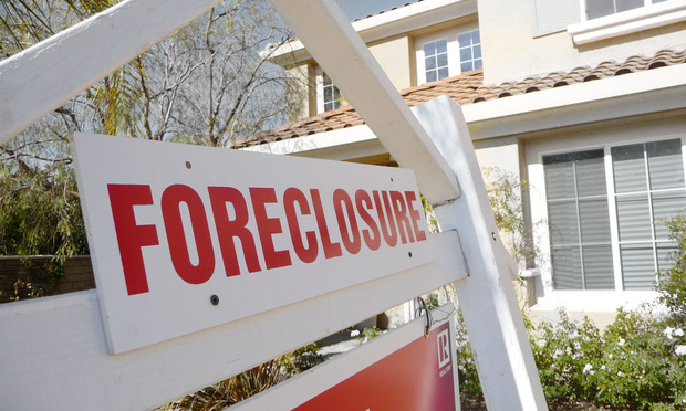 Legal Live Chat Available for Foreclosure Litigants