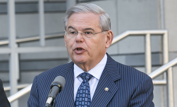 As Menendez Trial Begins Debate Over Significance of Friendship With Melgen