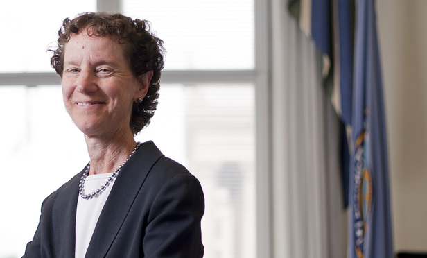 Deborah Feinstein FTC's Top Antitrust Enforcer Returns to Arnold & Porter