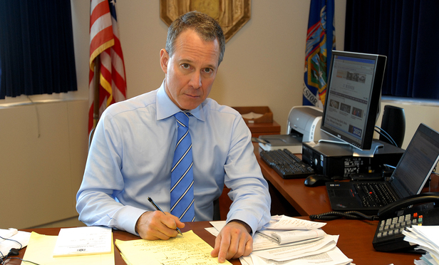 Schneiderman 10 Other State AGs Sue EPA Over Chemical Safety Rule